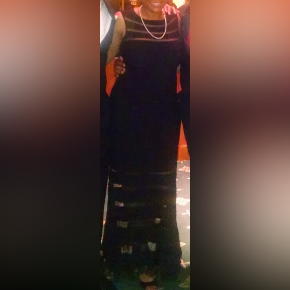 Tadashi Shoji black sleeveless full length gown
